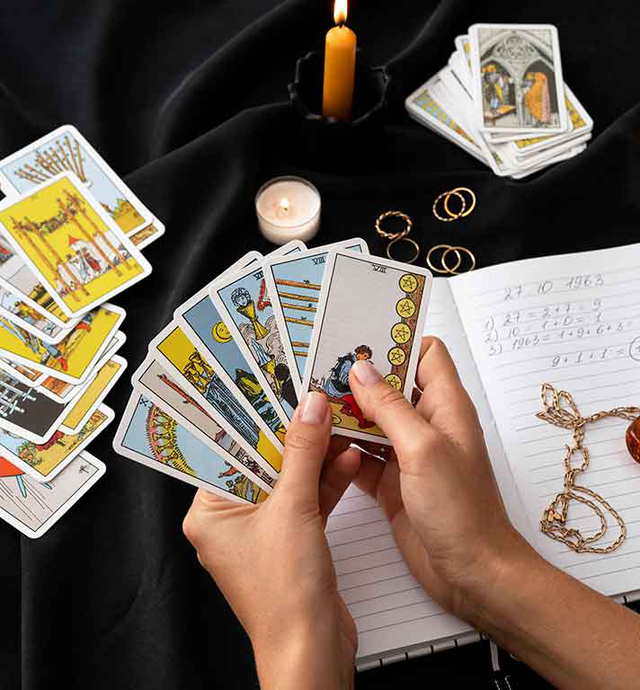 Tarot Reader Rudrani